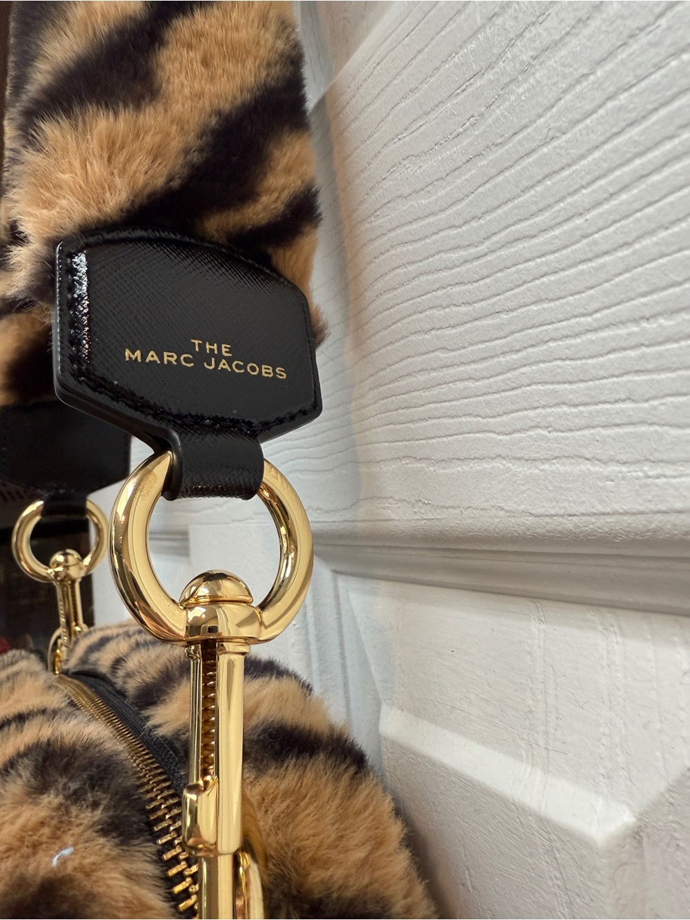 Marc Jacobs Snapshot Faux Fur Tiger - Picture 3 of 8